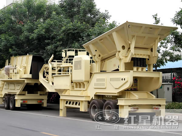 汽車車載式移動顎式破碎機(jī)