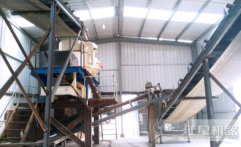 碎沙機(jī)工作現(xiàn)場實拍